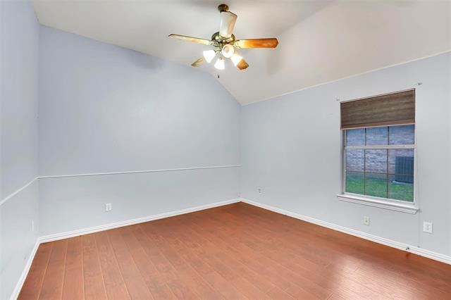 Building Photo - 1211 Greenway Dr