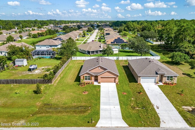 Building Photo - 2309 Jupiter Blvd SW