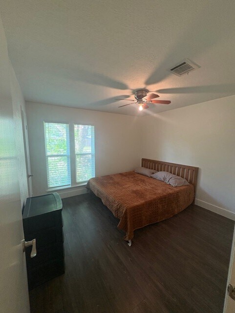 Building Photo - 22419 Deville Dr