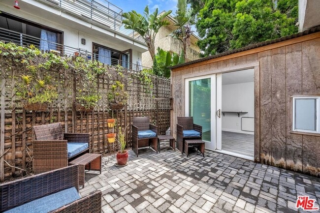 Building Photo - 164 63rd Ave