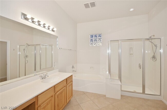 Building Photo - 5707 Golden Leaf Ave