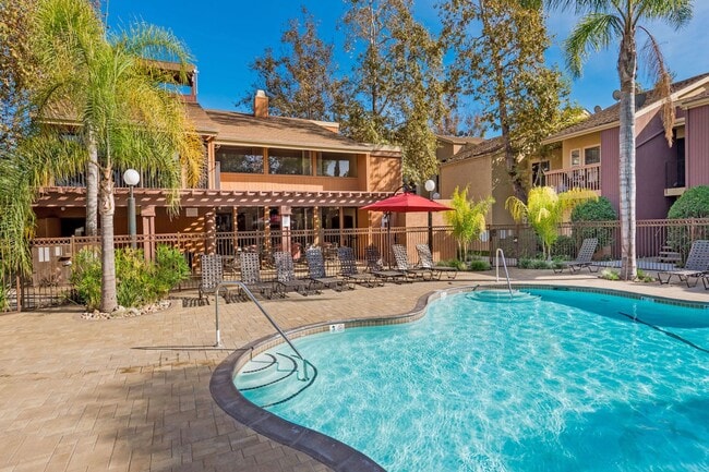 Building Photo - Mission Valley 1 BR/1 BA Condominium at Ra...