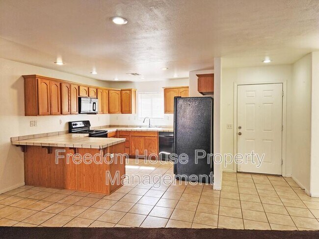 Building Photo - 1951 Teepee Rd