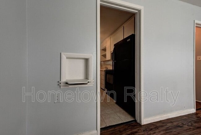 Building Photo - 430 Babb Dr