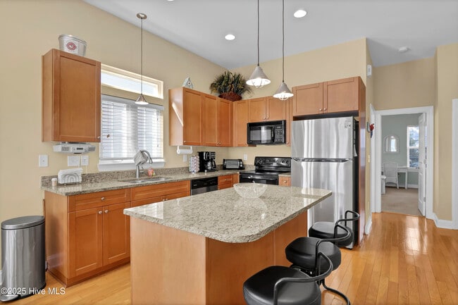 Building Photo - 1218 Bowfin Ln