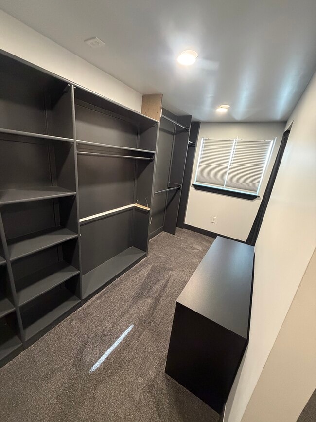 Building Photo - 6222 Alkire Ct