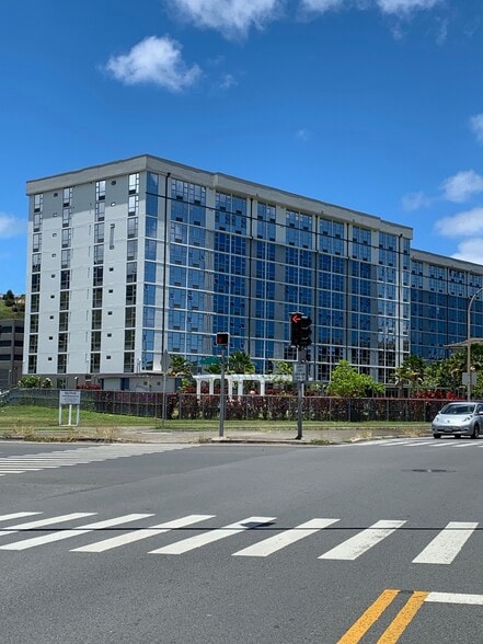 Building Photo - 7000 Hawaii Kai Dr