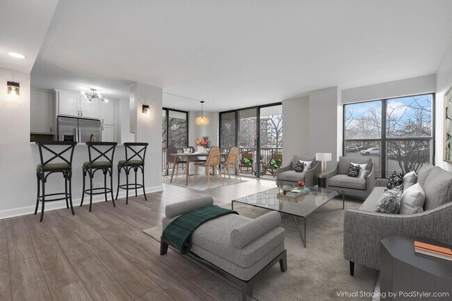 Building Photo - 511 Aurora Ave