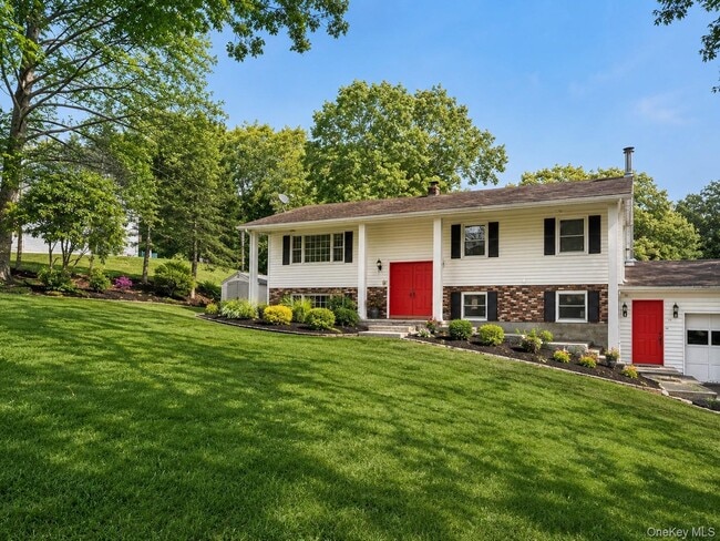 Building Photo - 1618 Morningview Dr