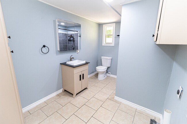 Building Photo - 25128 Faraway Ln