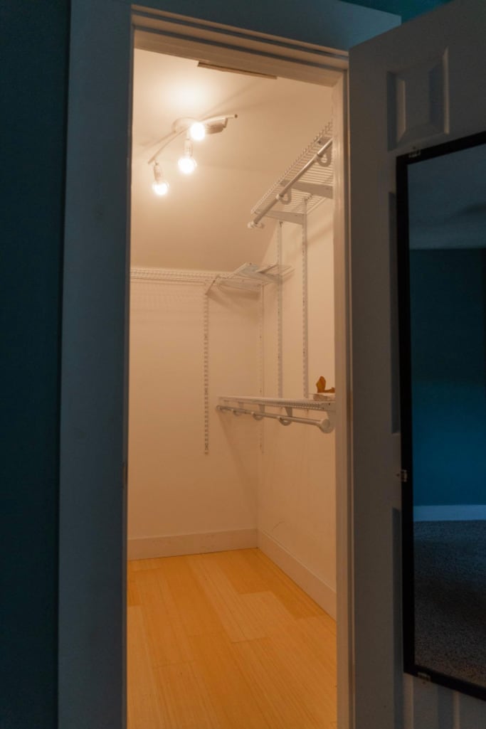 Building Photo - 379 E Wabasha St