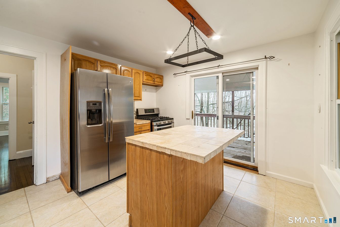 Building Photo - 141 Irving Ave