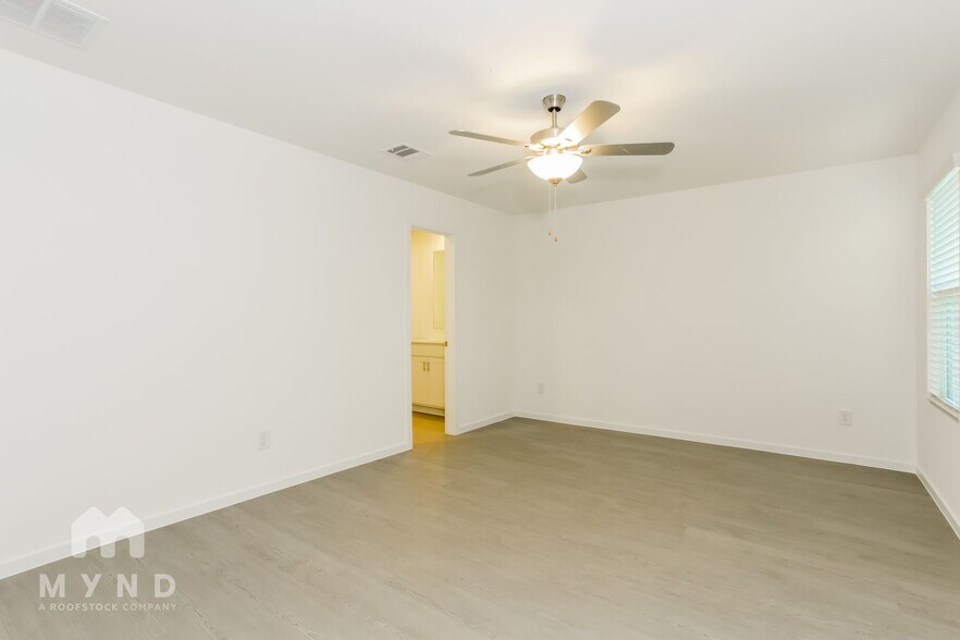 Building Photo - 10116 Dalgreen Cir