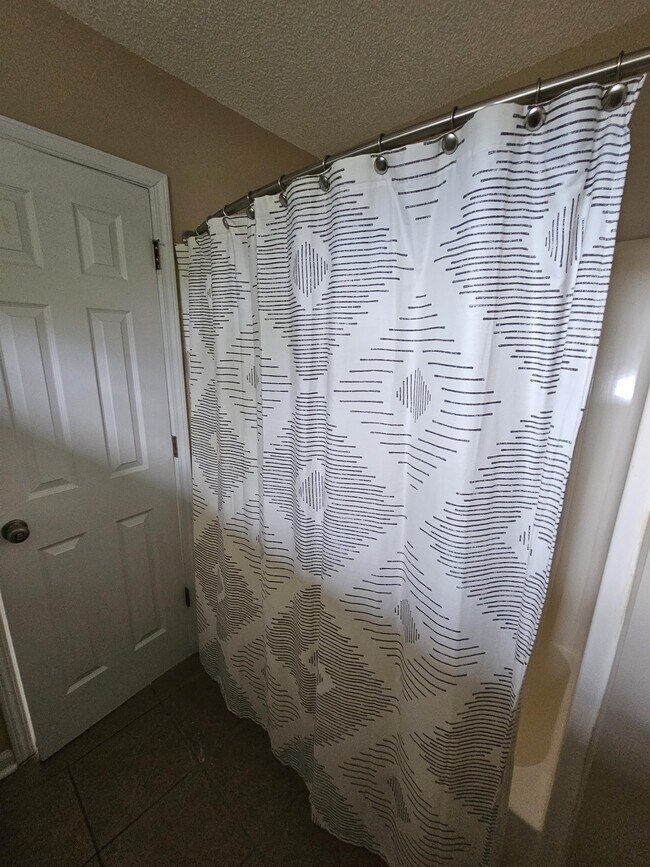 Building Photo - 105 Tuscany Ct