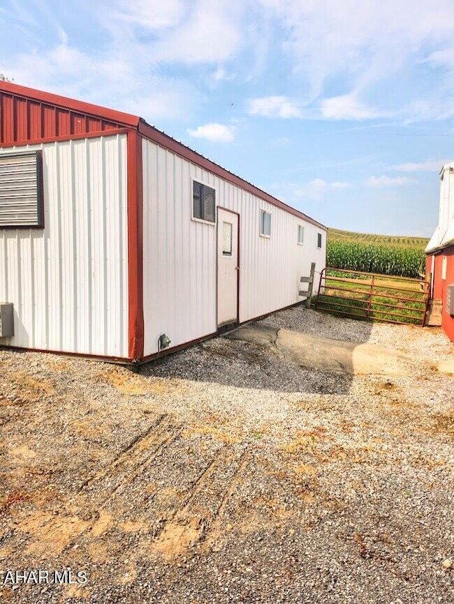 Building Photo - 0 Detterline Dr