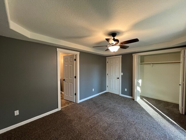 Building Photo - Well Sought-Out Junction City Three Bedroom
