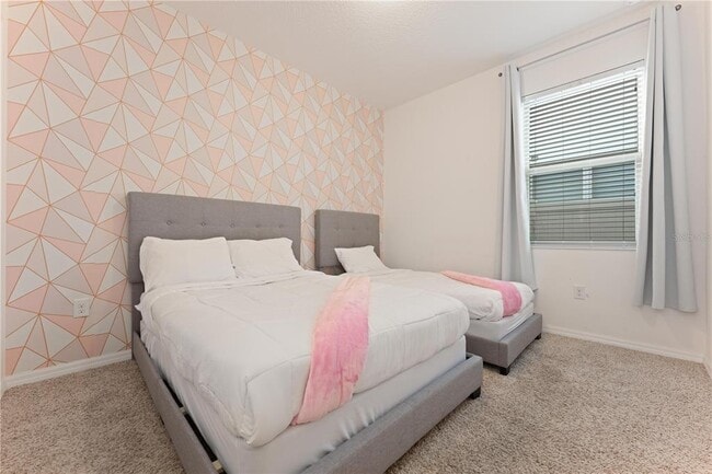 Building Photo - 5151 Ravena Ave E