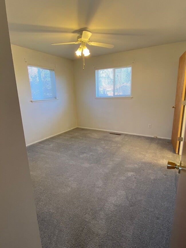 Building Photo - 1328 Woodmoor Ln