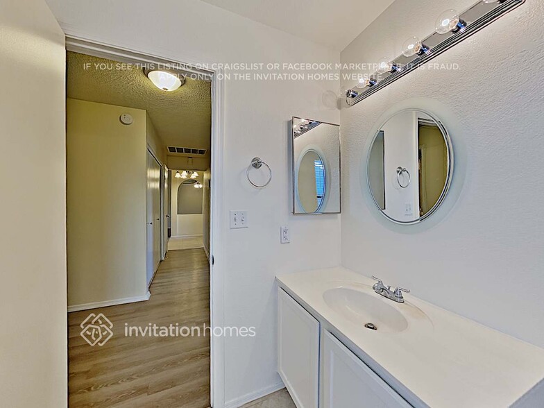 Building Photo - 9133 W Banff Ln.