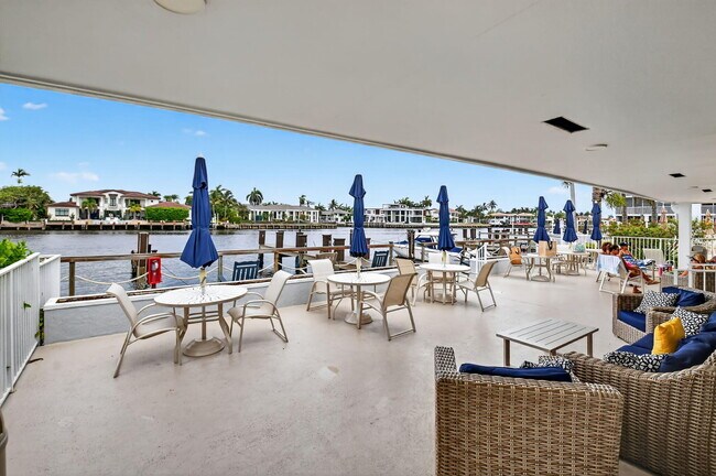 Building Photo - 3212 S Ocean Blvd