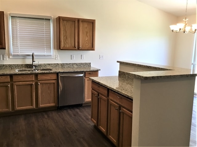 Building Photo - 632 Brevard Cir