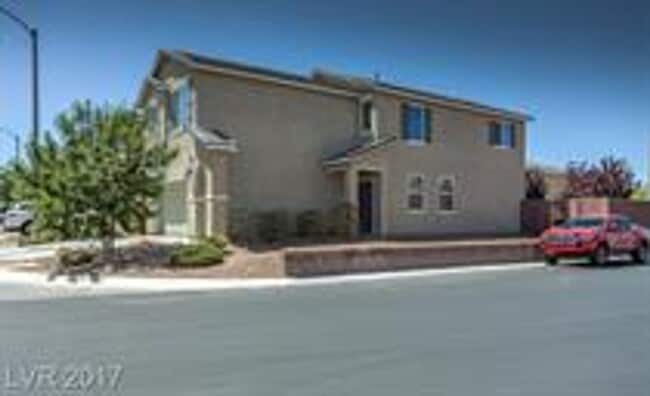 Building Photo - 4 Bedroom House in Mountain Edge
