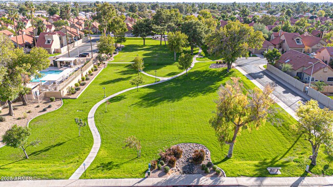 Building Photo - 4653 W Dublin St