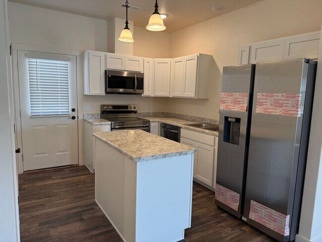 Building Photo - 3136 Platte River Dr