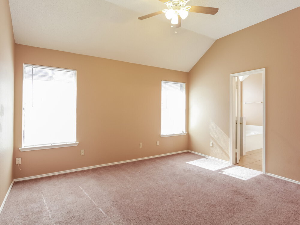 Building Photo - 913 Mossberg Ln
