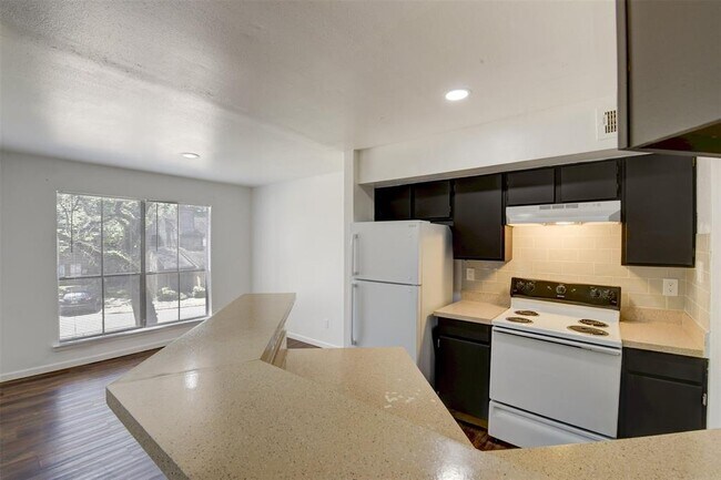 Building Photo - 7200 W T C Jester Blvd