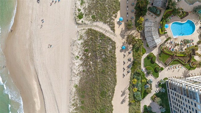 Building Photo - 4900 N Ocean Blvd