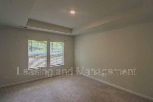 Building Photo - 150 Daniels Creek Cir