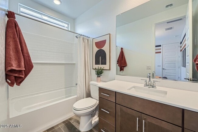 Building Photo - 8259 E Pr Ave