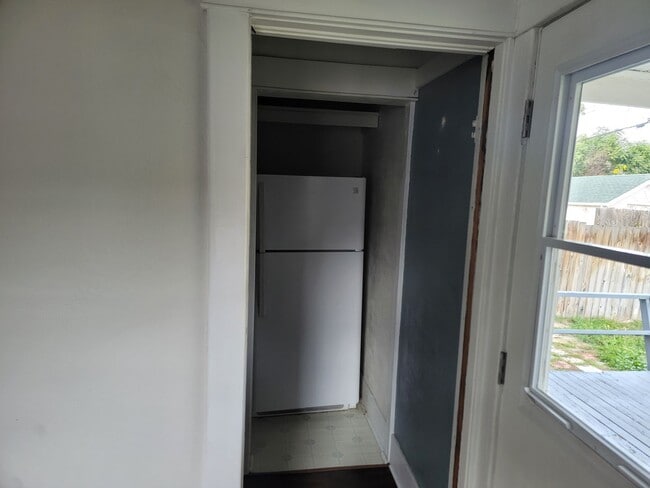 Building Photo - Beautiful 4-Bedroom Home In The Garland Di...