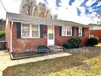 Building Photo - 2312 Bothwell St