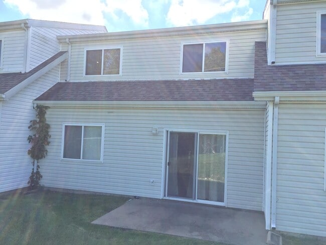 Building Photo - 1544 Timber Creek Dr