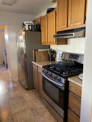 Kitchen - 1538 Penmar Ave