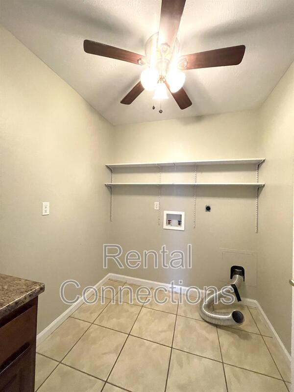 Building Photo - 601 Heritage Dr