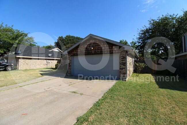 Building Photo - 311 Lemon Dr
