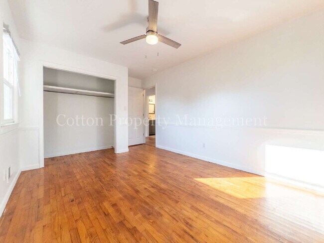 Building Photo - 101 Hyacinth Ave