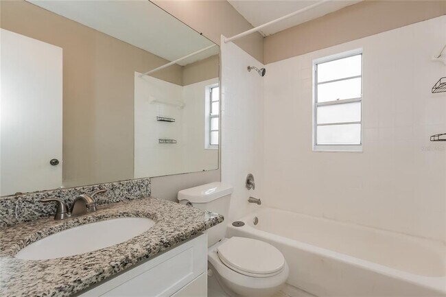 Building Photo - 2210 N Merrin St