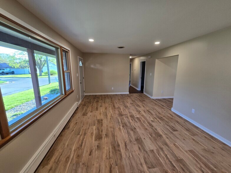 Living Room - 625 13th St