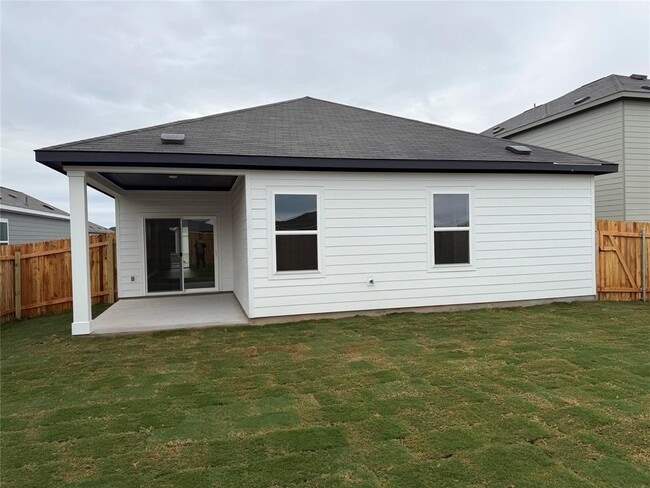 Building Photo - 417 Wedemeyer St