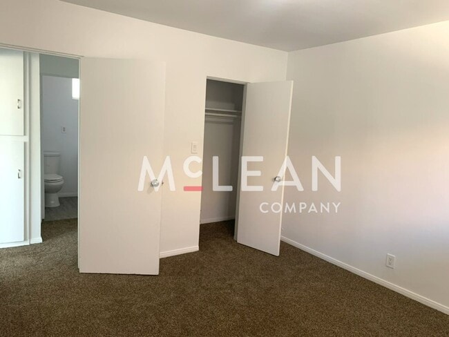 Building Photo - Two Bedroom Condo