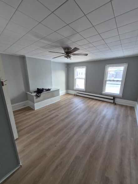 Building Photo - 540 Niagara St