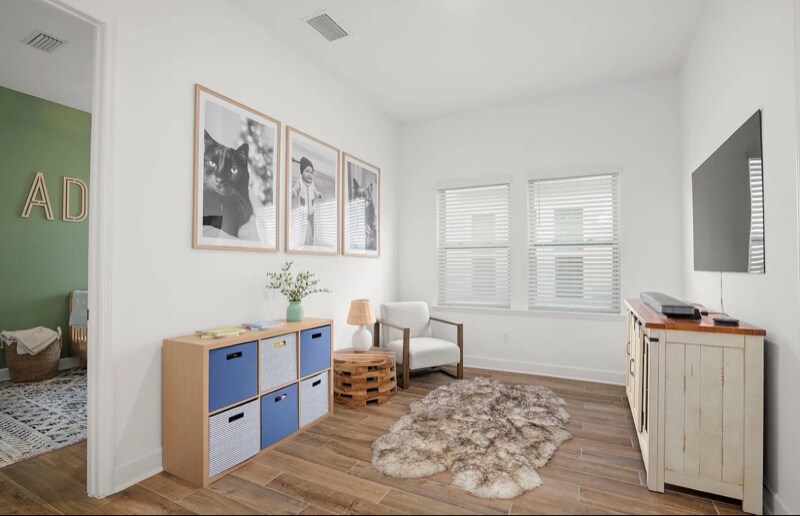 Building Photo - 11325 Hillsong Ct