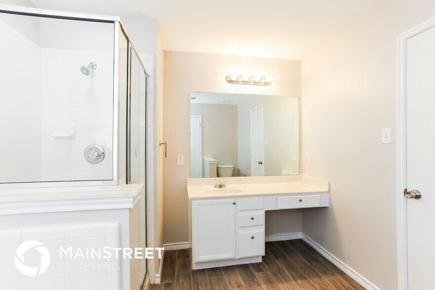 Building Photo - 6160 Balcony Ln