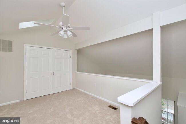 Building Photo - 6643 Medinah Ln