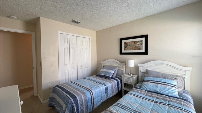 Building Photo - 1327 Casterton Cir