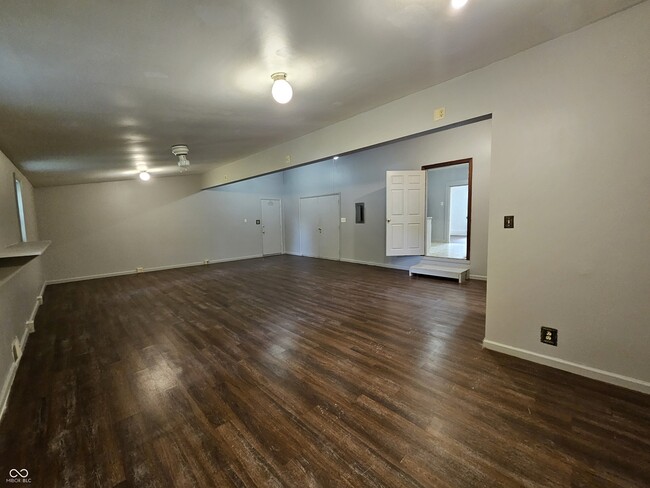 Building Photo - 1801 S Luick Ave